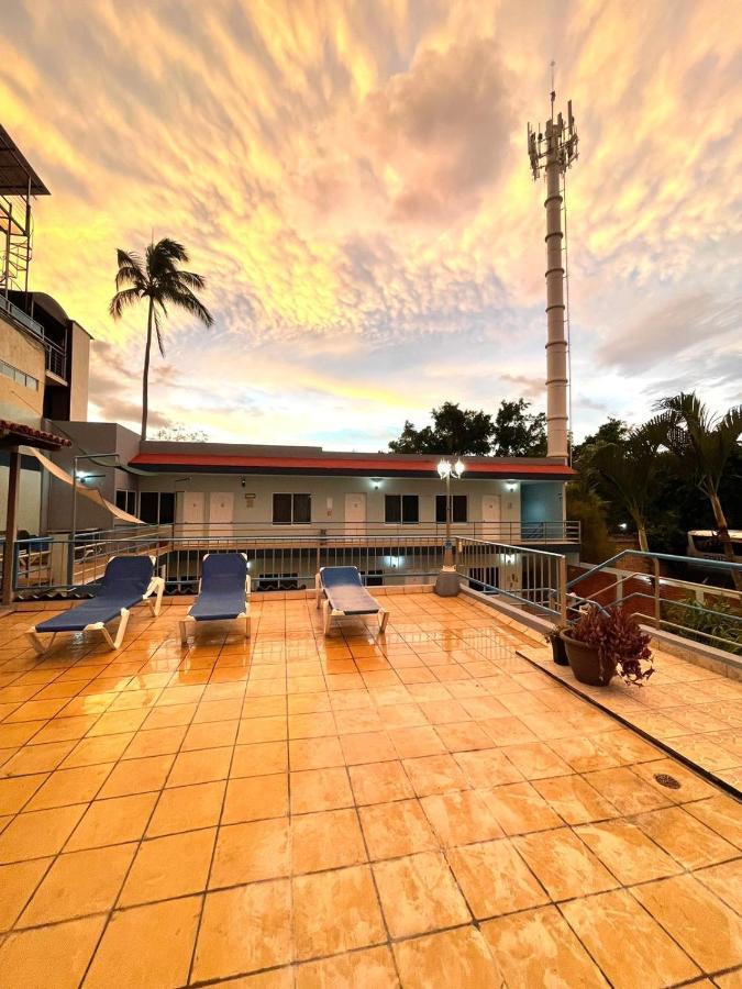 Hotel Terraza Inn Rincon de Guayabitos Buitenkant foto